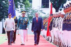 Lễ đón Tổng Bí thư, Chủ tịch nước Tô Lâm và Phu nhân thăm cấp Nhà nước tới Philippines