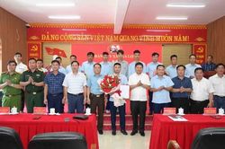 Thành lập Chi bộ doanh nghiệp ngoài nhà nước đầu tiên tại xã biên giới Pha Long