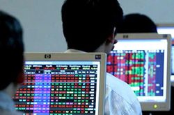Chứng khoán ngày 1/6: Thanh khoản thị trường suy giảm, VN-Index lao dốc gần 19 điểm