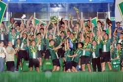 Nguyễn Việt Thắng và hai tấm vé V-League