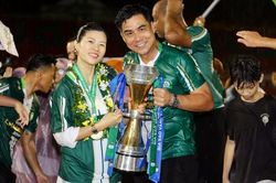 Nguyễn Việt Thắng và hai tấm vé V-League