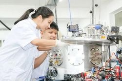 Định hướng rõ ràng nguồn nhân lực cho các lĩnh vực nền tảng và công nghệ chiến lược
