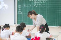 Quy định thời gian thăng hạng của giáo viên tiểu học
