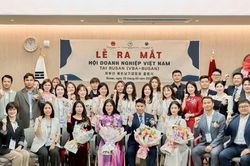 Ra mắt Hội Doanh nghiệp Việt Nam tại Busan (Hàn Quốc)