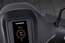 Dat Bike ERA: Tự do di chuyển cả ngày chỉ với 15 phút sạc