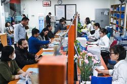 Người hoạt động không chuyên trách đã nghỉ chế độ có được vào công chức?
