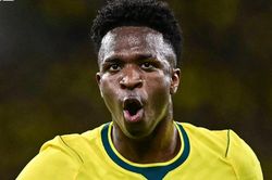 Casemiro cùng Vinicius rực sáng, Brazil thắng kiểu tennis