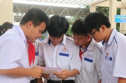 Đề thi lớp 10 TPHCM gặp sự cố mất chữ, phải sử dụng đề dự phòng