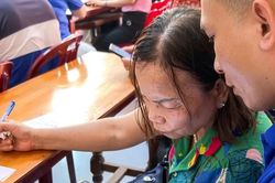 Tạo đột phá chuyển đổi số để nâng cao năng lực số và giảm nghèo thông tin