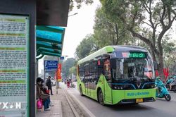 Hà Nội đề xuất chi 6.423 tỷ đồng hỗ trợ người dân chuyển đổi sang xe điện