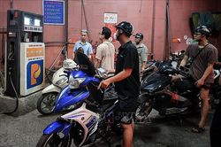Hà Nội trước thời điểm chuyển đổi xăng E10