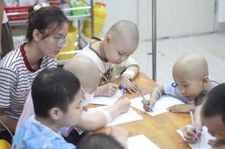 Chắp cánh ước mơ cho bệnh nhi