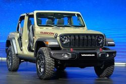 Đổi nhà phân phối, loạt xe Jeep, Ram có giá mềm hơn trăm triệu đồng