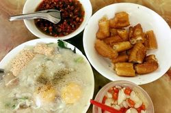 Ở quê Hòa Minzy có một món cháo khiến nhiều người bất ngờ vì cách chế biến cầu kỳ
