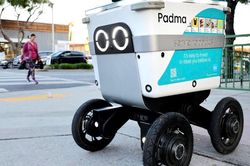 Robot giao hàng và cuộc cạnh tranh vỉa hè tại Los Angeles