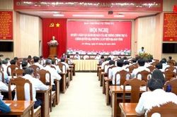 An Giang sơ kết 1 năm vận h&agrave;nh ch&iacute;nh quyền địa phương 2 cấp
