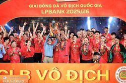 Công an Hà Nội vô địch V-League, cuộc đua trụ hạng tiếp tục nóng
