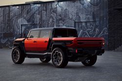 GMC Hummer X Concept: Xe điện địa hình tích hợp drone trinh sát và 7 màn hình