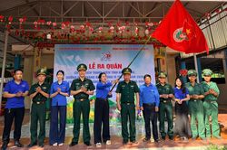 Tuổi trẻ Nà Hỳ ra quân Chiến dịch Thanh niên tình nguyện hè nơi biên giới