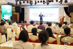 Bệ phóng cho tác phẩm văn học nghệ thuật