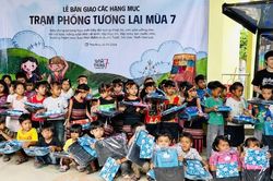 Bàn giao công trình lớp học và tổ chức Tết thiếu nhi cho học sinh Trường Mầm non Sao Mai