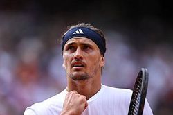 Zverev khẳng định vị thế ứng viên vô địch, thẳng tiến vào tứ kết Roland Garros