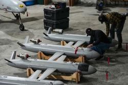 Ukraine triển khai hàng loạt UAV tấn công hạ tầng năng lượng sâu trong lãnh thổ Nga