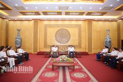 Đồng chí Phó Bí thư Thường trực Tỉnh ủy Trần Đăng Quỳnh tiếp xã giao Lãnh sự danh dự Việt Nam tại Istanbul (Thổ Nhĩ Kỳ)