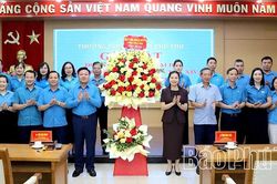 Gặp mặt Đoàn đại biểu tỉnh Phú Thọ dự Đại hội Công đoàn Việt Nam lần thứ XIV