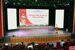 Báo và Phát thanh, truyền hình Sơn La sinh hoạt chính trị dưới cờ tháng 6