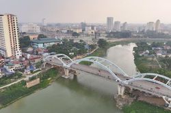 Đồng thuận xây dựng tuyến đê Hữu Cầu