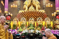 Phật giáo liên phường An Đông, Chợ Quán, Chợ Lớn và Ban Đại diện Phật giáo người Hoa TP.HCM tác pháp an cư