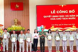 Thứ trưởng Lê Văn Tuyến dự Lễ công bố Quyết định đặc xá tại Trại giam Thủ Đức