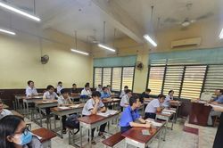 TP Hồ Chí Minh: 2 thí sinh vi phạm quy chế trong ngày đầu thi lớp vào 10