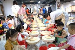 Vì một mùa hè an toàn, bổ ích cho trẻ
