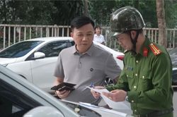 Phường Nghĩa Đô giải quyết điểm nghẽn về giao thông tĩnh