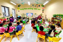 Trẻ em Lào Cai vui ngày 'Quốc tế thiếu nhi'