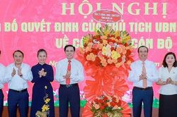 Tiến sĩ, Bác sĩ Chuyên khoa II Nguyễn Hồng Trường làm Giám đốc Bệnh viện Hữu nghị Đa khoa Nghệ An