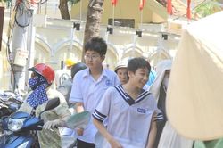 Tình mẫu tử thiêng liêng vào đề thi Ngữ văn lớp 10 Hải Phòng