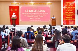 Bồi dưỡng kiến thức cho gần 100 cán bộ Mặt trận và đoàn thể cấp xã