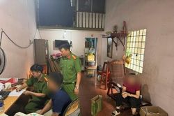 Triệt phá đường dây làm giả giấy tờ