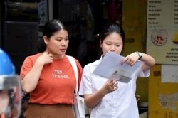 Thí sinh hoàn thành buổi thi đầu vào lớp 10 chuyên tại Hà Nội