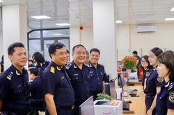 Hơn 1.000 tờ khai được xử lý thông suốt trong ngày đầu thí điểm thông quan tập trung