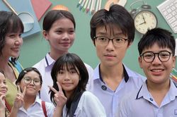 Teen 2K11 xả hơi sau thi: Người ngủ bù 8 tiếng, hội chốt kèo thể thao