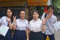 Thí sinh thở phào vì đề Toán 'dễ thở'