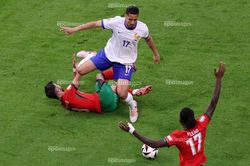 Đội tuyển Pháp dính đòn choáng váng ngay trước thềm World Cup