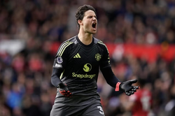 Tin thể thao (2-6): Thủ môn Man Utd nhận giải thưởng, Ronaldo được tiên tri vô địch World Cup