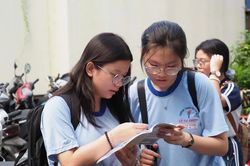 Trường Phổ thông Năng khiếu (ĐHQG TPHCM) công bố đề thi tuyển sinh vào lớp 10