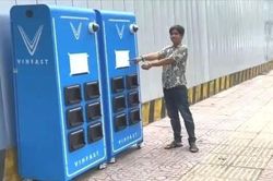Bắt giữ người đập phá hàng loạt tủ đổi pin xe điện