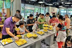 Buffet sầu riêng gây sốt, vé luôn trong tình trạng 'cháy chỗ'